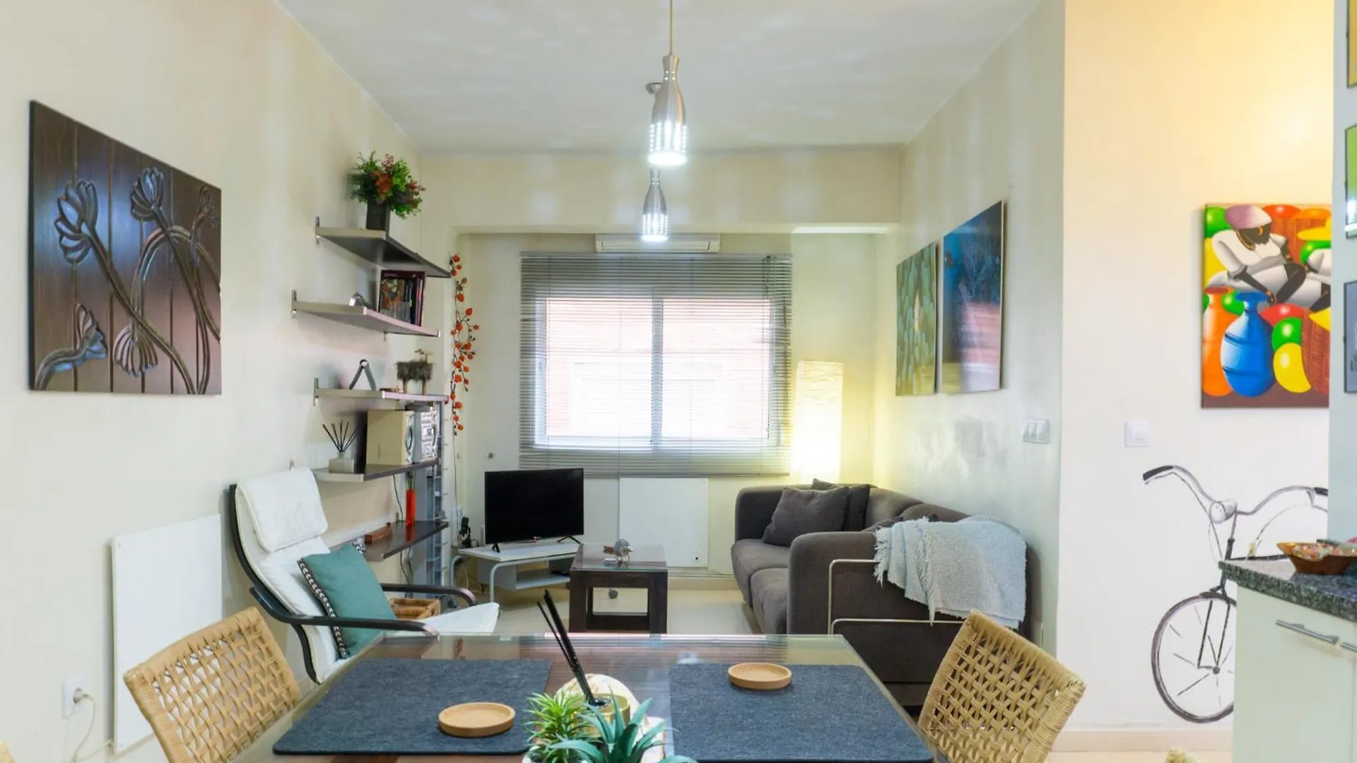 Coris Apartment Malaga City location